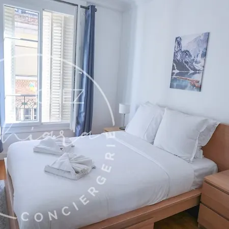 Apartment Near Pantheon 5e